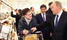 Назарбаев в Алматы сходил за покупками в новый супермаркет