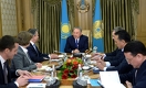 Глава Shell преподнёс Елбасы тюльпаны сорта «Президент Назарбаев»