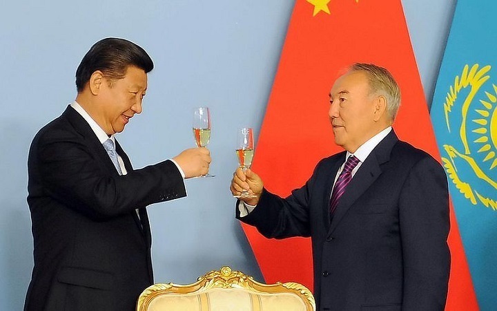 Си Цзиньпин и Нурсултан Назарбаев.