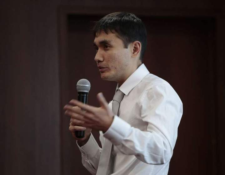 Forbes: Казахстанский режиссёр дебютирует на Каннском фестивале