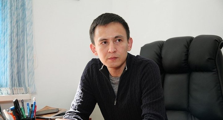 Джохар Утебеков.