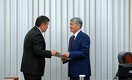 Сатпаев: Новый президент Кыргызстана оказался в интересном положении