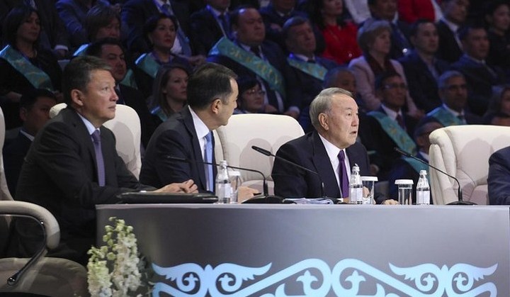 Тимур Кулибаев, Бакытжан Сагинтаев и Нурсултан Назарбаев.