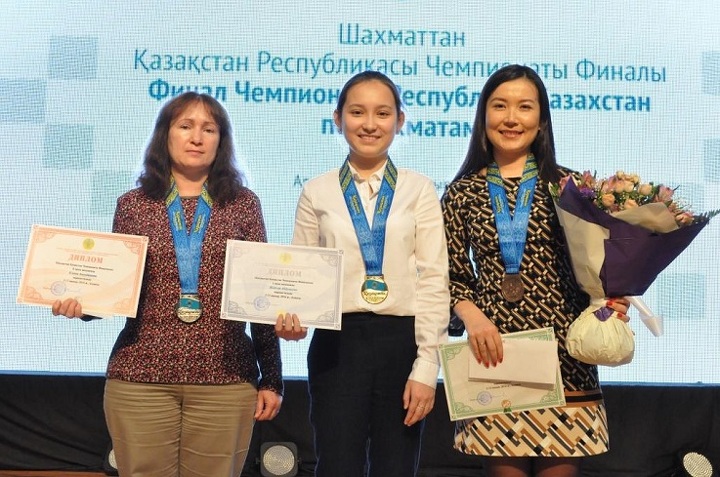 Елена Анкудинова, Жансая Абдумалик, Гульмира Далуетова - призеры чемпионата.