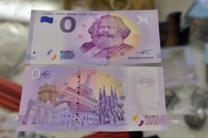 В Германии к юбилею Карла Маркса выпустили купюры номиналом 0 евро 